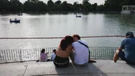 Romanticismo primaveral en El Retiro