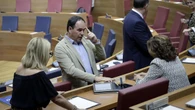 Lengua e inmigración, las batallas de PP y Vox para salir del bucle de la dana