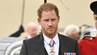 El demoledor paso que el príncipe Harry pretendía dar para cortar lazos con los Windsor: “Tuvieron una conversación muy amistosa y el conde de Spencer le aconsejó que no lo hiciera”