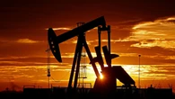 El petróleo se dispara un 9% tras los bombardeos israelíes contra Irán