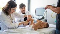 Una innovadora terapia génica, aplicada por primera ver a un niño menor de 3 años en España