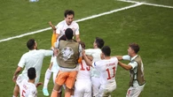 España firma una de las victorias más vibrantes de su historia para estar en cuartos