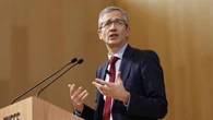 IESE incorpora a Hernández de Cos como profesor de Economía