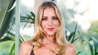 Elsa Pataky, 48 años: “Es importante no tener miedo de decir que voy a terapia porque tengo heridas que no están curadas. He ido cuando me he sentido agobiada, triste o ansiosa”