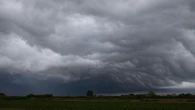 Espectacular arcus en los campos de Gavà