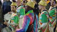 Las contagiosas sonrisas de la rúa de carnaval