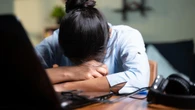 Los problemas de salud mental son ya la segunda causa de baja laboral (la primera entre los menores de 30 años)