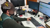 Detienen a dos hombres que engañaron a una menor de Badajoz para que les enviara vídeos sexuales