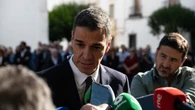Sánchez exige poner fin al terrorismo y al genocidio dos años después del ataque de Hamas