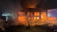Un incendio arrasa una nave industrial de 1.000 metros cuadrados en Griñón