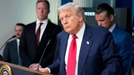 Trump dice que vetará a los distritos escolares de California que no respeten sus políticas transgénero