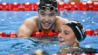 Estados Unidos reina ante Australia en el broche de Marchand, McIntosh y la colosal niña de 12 años
