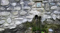 La Font del Tòtil luce en primavera