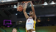 España se sacude la ternura y salva con un festival de triples el primer 'match ball' ante Bosnia