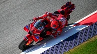 Marc Márquez empieza imponiendo su ley en Austria en la vuelta de vacaciones