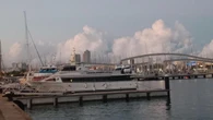 El atardecer 'golondrino' del Port Vell