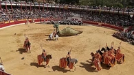 Alcañiz recrea la leyenda de San Jorge y el Dragón en el Vencimiento
