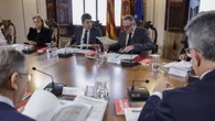 Mazón quita el tope para que los altos cargos puedan cobrar un 15% más que el president