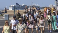 España rozará la plena ocupación este verano pese a la subida de precios