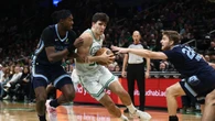 Victoria escandalosa de los Celtics en el duelo entre Aldama y Hugo González