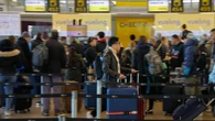 El personal de tierra del aeropuerto de Barcelona irá a la huelga 6 jornadas en agosto