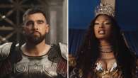 Travis Kelce y Megan Thee Stallion vuelven al Coliseo romano al ritmo de Queen para iniciar la temporada de fútbol americano