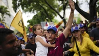 Capriles critica que Maduro adelante la Navidad a hoy “cuando no hay comida en la mesa”