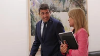 Mazón aprueba unos presupuestos para 2025 trufados de cesiones a la agenda ultra de Vox