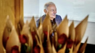 Eduardo Mendoza: momento adecuado, lugar exacto
