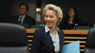 Von der Leyen pierde la batalla legal por los mensajes secretos con el CEO de Pfizer durante la pandemia