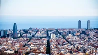 Ninguna “nueva” Ordenanza de Convivencia de Barcelona contempla prohibir 'tomar el fresco'
