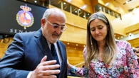 PP y Junts compiten por ser el azote de Sánchez por el apagón acusándole de “marcarse un Mazón en versión eléctrica”