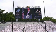 Trump utiliza la graduación en West Point para dar otro mitin de campaña