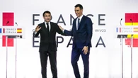 Francia confía en que el tratado de amistad con España entre pronto en vigor