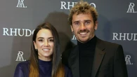 Erika Choperena y Griezmann, padres de su cuarto hijo, el primero no nacido el 8 de abril