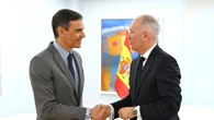 Sánchez se reúne con Haupt para analizar el futuro de Seat y del sector