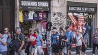Más turistas, pero tacaños: las llegadas se disparan y el gasto diario se estanca pese a la inflación