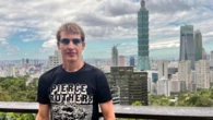James Blunt, 20 años después de 'You're beautiful': “Nunca habría pensado que una canción que escribí completamente drogado sobre espiar la pareja de alguien hubiera tenido tanto éxito”