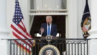 Trump revive el veto musulmán de su primer mandato y prohíbe la entrada de ciudadanos de 12 países