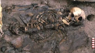 La mujer ejecutada hace más de 1.300 años en Londres y cuyos restos quedaban expuestos en la ribera del Támesis cuando había marea alta