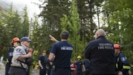 Un incendio cerca de Vancouver mantiene a más de 200 edificios en alerta por posible evacuación
