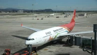 El Prat negocia con China para aumentar vuelos y plantar cara a Barajas