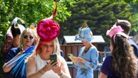 La familia real británica y los tocados más imposibles de las ‘ladies’ llegan a Ascot