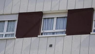 Su móvil queda en el sobretecho de su balcón, trata de recuperarlo y cae a plomo desde un cuarto piso: “Un estruendo muy grande y una mujer gritando”