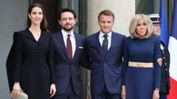 Los Macron reciben a los príncipes Husein y Rajwa de Jordania en plena tormenta política