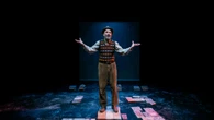 La historia del niño que sobrevivió al terremoto de Irpínia llega al barcelonés teatro Akadèmia