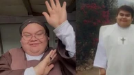 Una monja viral de TikTok ha resultado ser un antiguo “cura” estafador