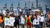 Los trabajadores portuarios vuelven al trabajo en EE.UU. y la gente respira: no faltan bananas