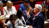 Barnier supera la moción de censura de la izquierda al no sumarse Le Pen