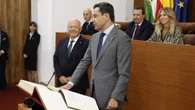 Juanma Moreno toma posesión como presidente de la Junta por tercera vez
